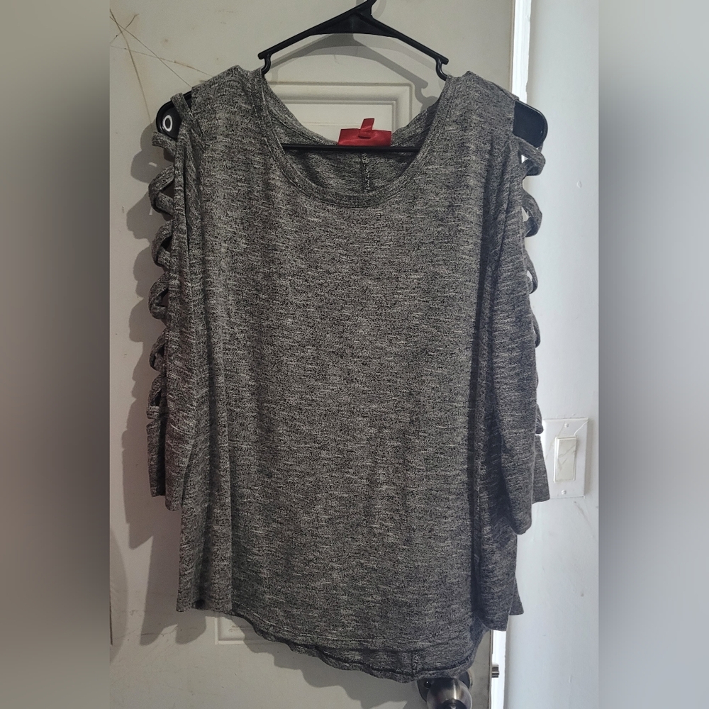 Jennifer Lopez Gray Comfy Long Sleeve